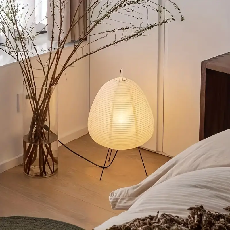 Emi — Minimalist Light, Harmony & Balance